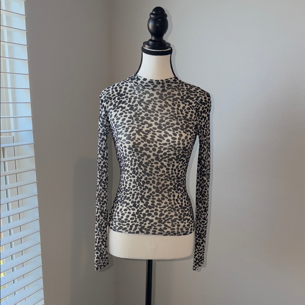 topshop animal print semi-sheer long sleeve mock neck layering top size 4